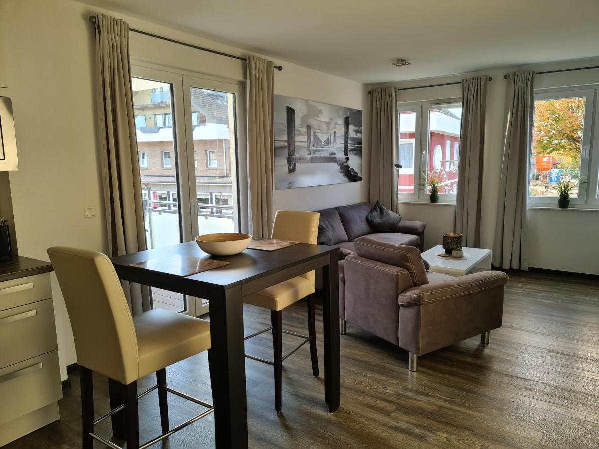 Apartment Ihr Ostseedomizil, Im Ortskern Von Kellenhusen, Strandnah Und Mittendrin